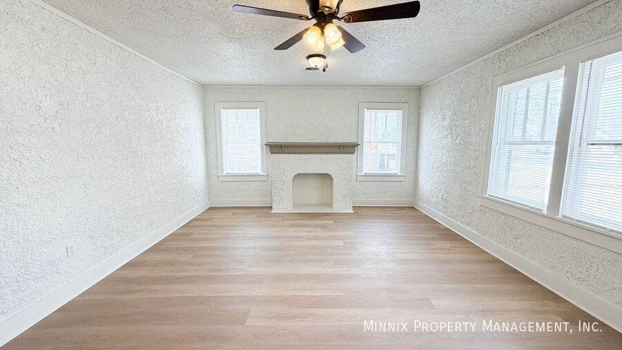 Building Photo - 2009 23rd St