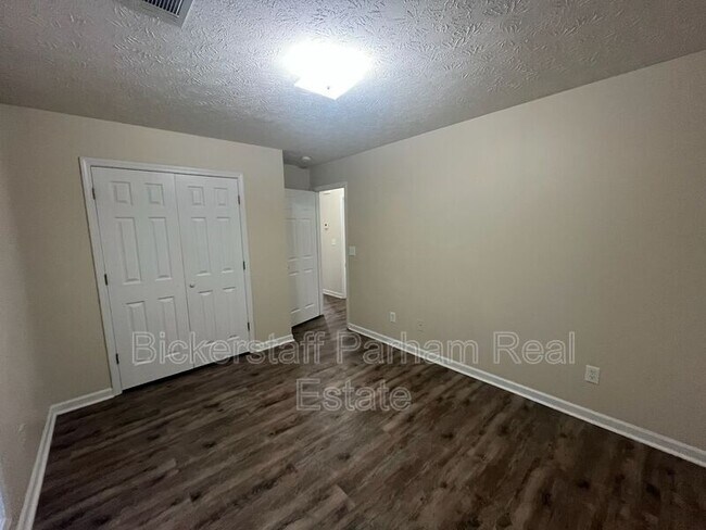 Building Photo - 36 Crosswinds Rd