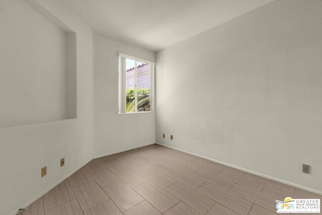 Building Photo - 29921 E Trancas Dr