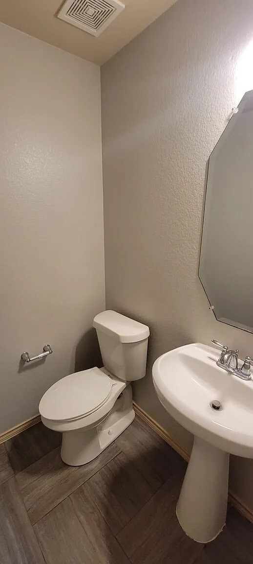 Building Photo - 5518 Rustling Gates Ln