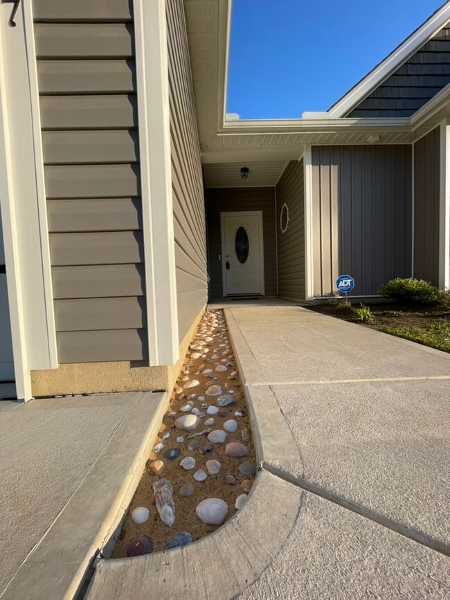 Building Photo - 227 Clay Hill Rd