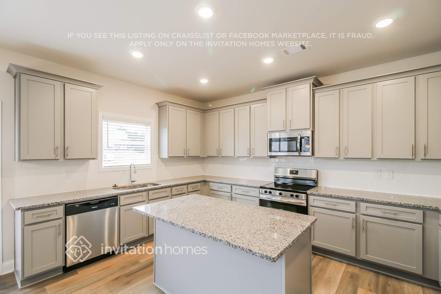 Building Photo - 233 Welcome Wy