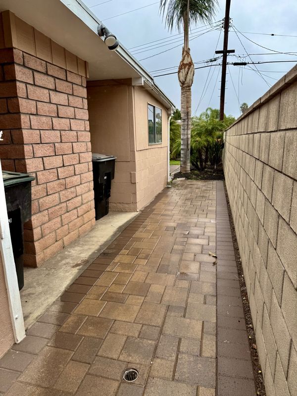 Building Photo - 6482 Adair Ave