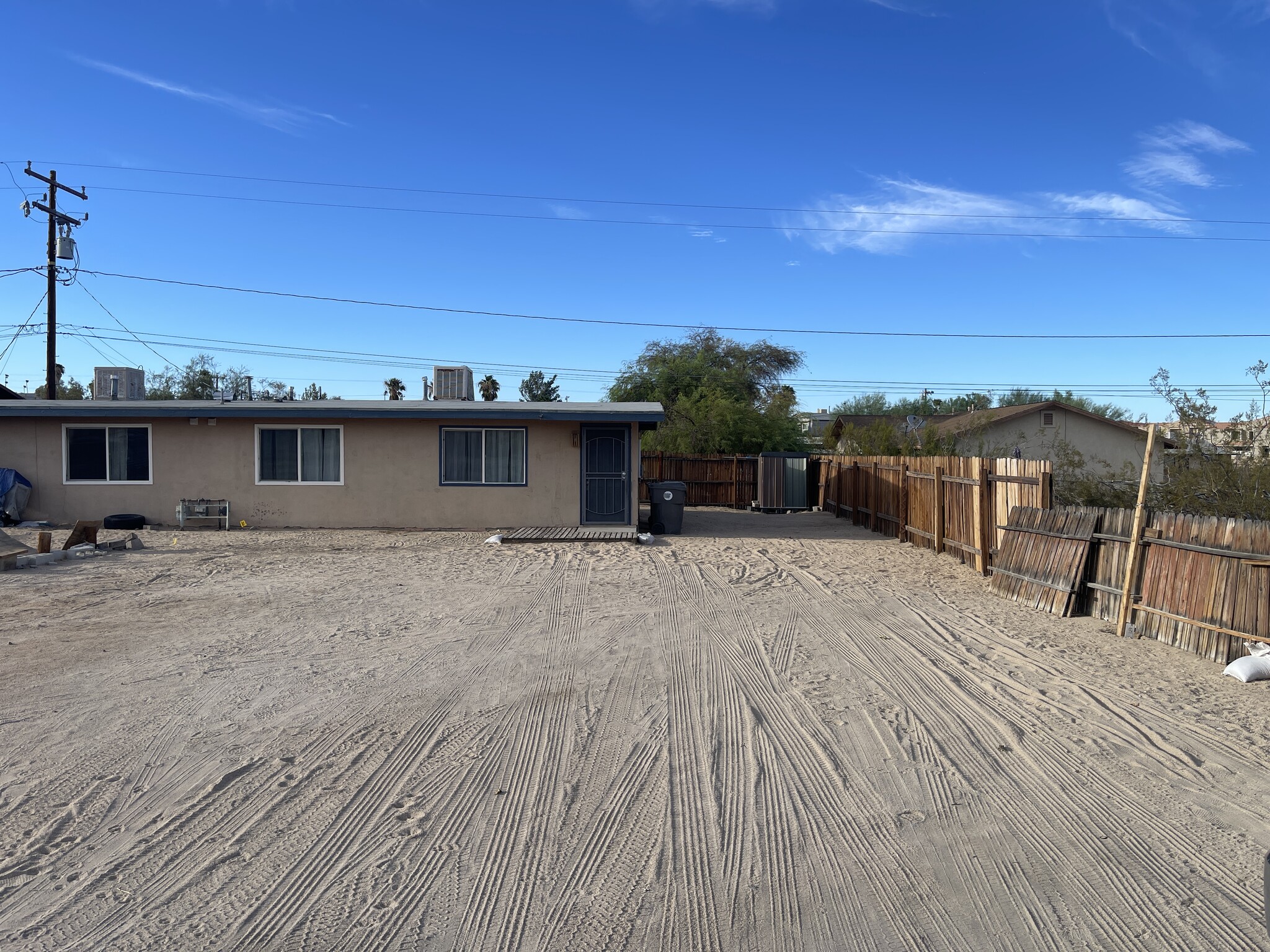 Building Photo - 73858 Sun Valley Dr