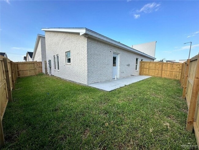 Building Photo - 104 San Jose Dr