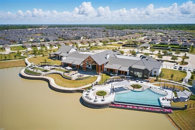 Building Photo - 31335 Horseshoe Meadow Bend Ln