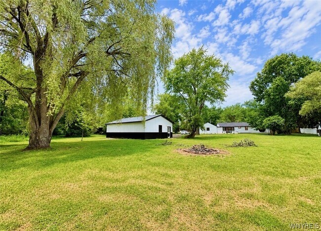 Building Photo - 6921 Bear Ridge Rd