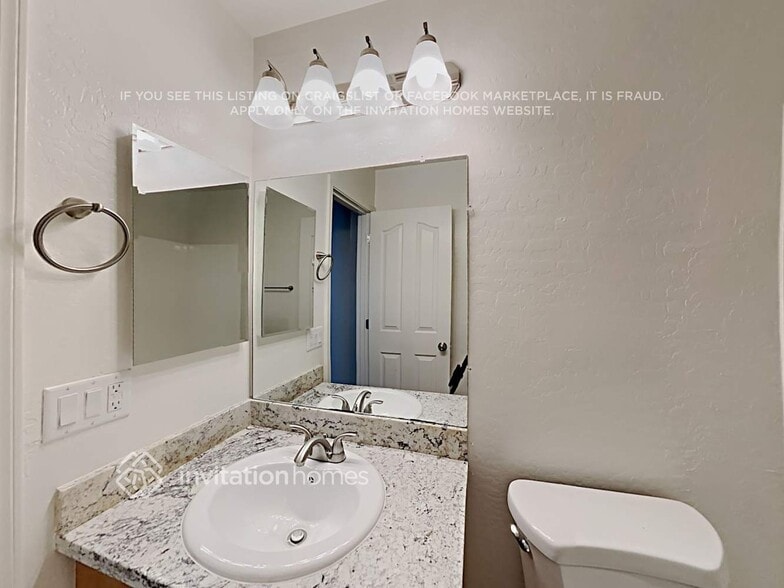 Building Photo - 1342 E Bradstock Way