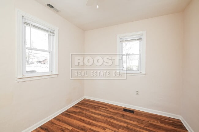 Building Photo - 2 bed 1 Bath Single Family Home in Dayton