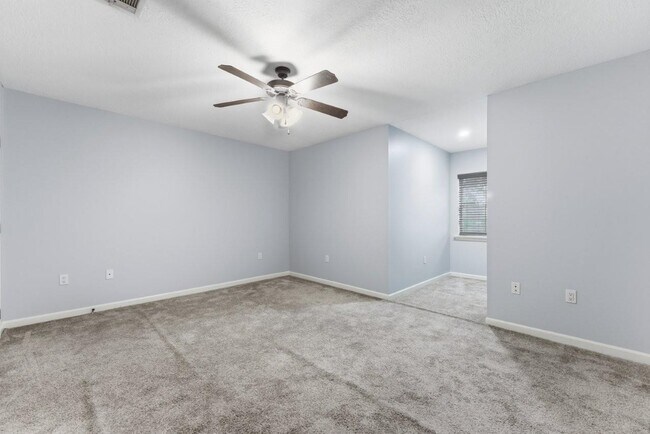 Building Photo - 620 Bienville St