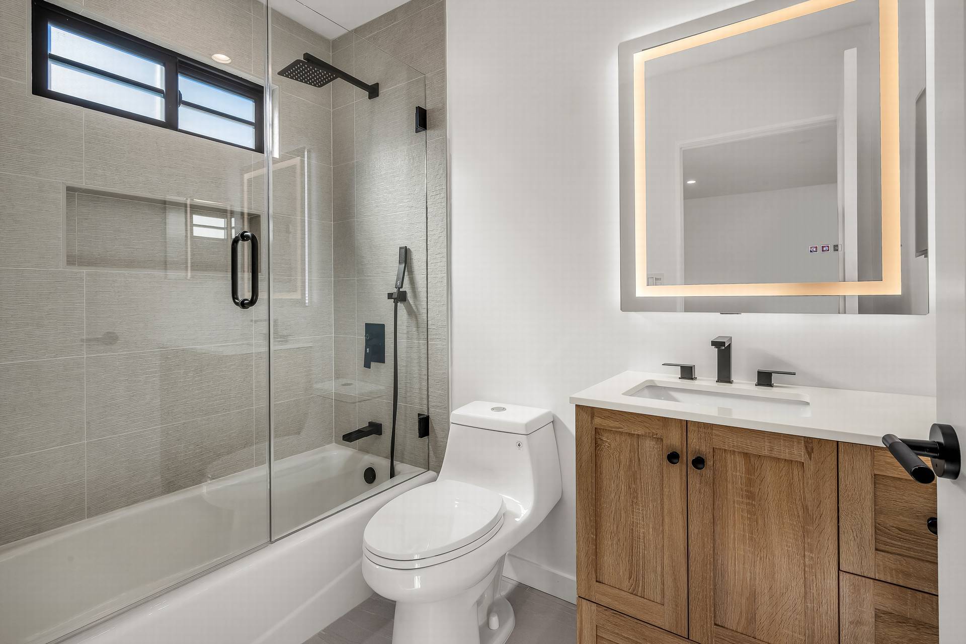 Building Photo - 920 S Spaulding Ave