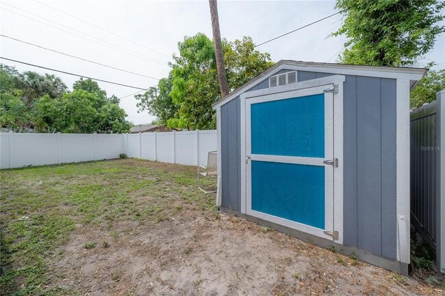 Building Photo - 2802 Marconi St