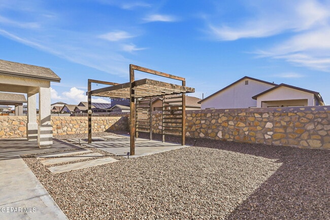 Building Photo - 15132 Purpose Ave