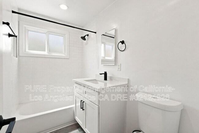 Building Photo - 4544 W 156th St