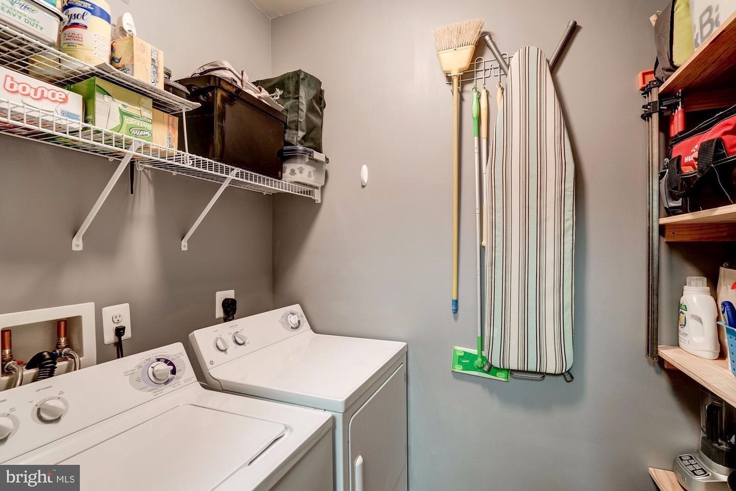 Building Photo - 21228 McFadden Sq