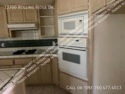 Building Photo - 12700 Rolling Ridge Dr