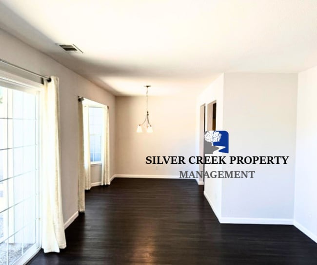 Building Photo - Available Now! Beautiful Updated Townhome in Desirable Northwood Commons | 3 Bed, 2.5 Bath