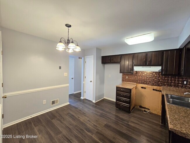 Building Photo - 9313 Le Beau Ct