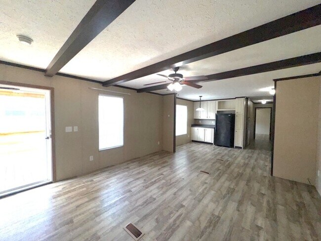 Building Photo - University Estates 59