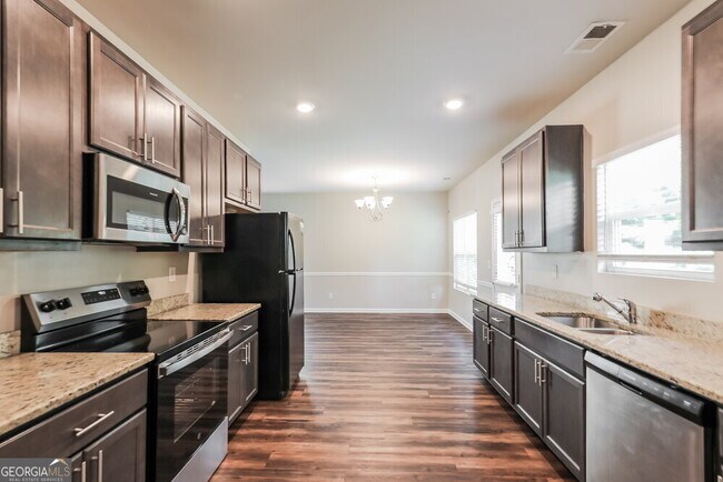 Building Photo - 11147 Shadow Creek Terrace