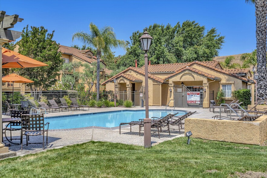 Building Photo - 440 Bollinger Canyon Ln