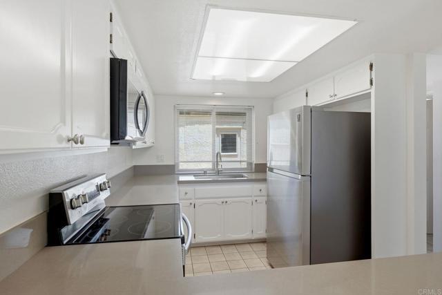 Building Photo - 6805 Briarwood Dr