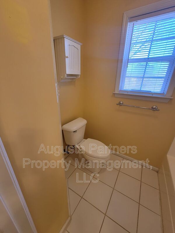 Building Photo - 4370 Wax Myrtle Ct