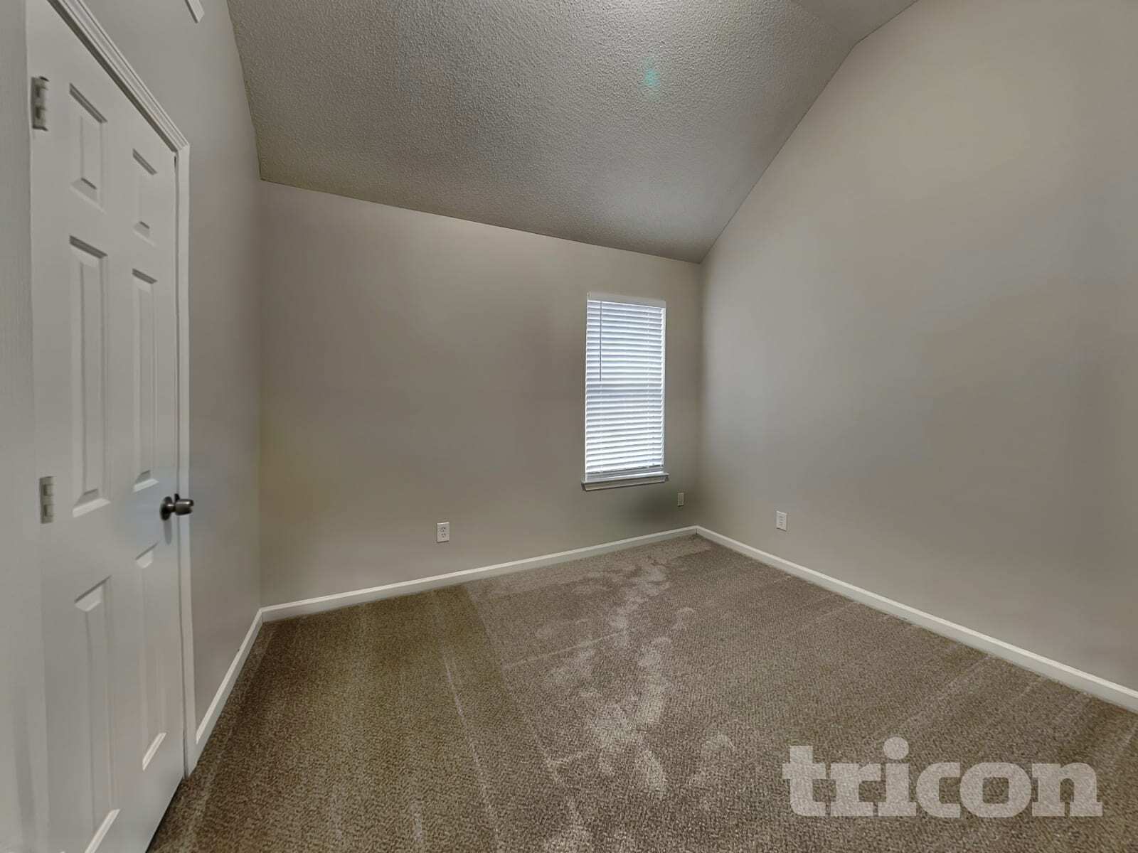 Building Photo - 2368 Rambling Way