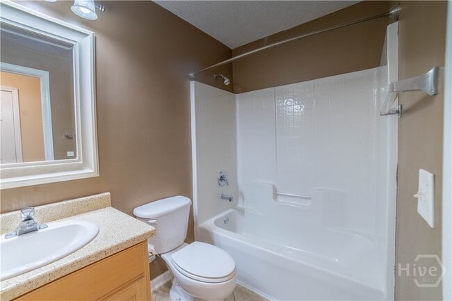 Building Photo - 422 Copper Creek Cir