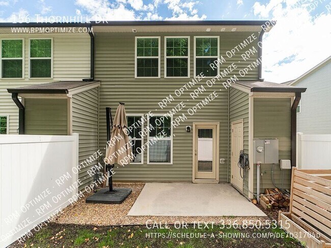 Building Photo - 156 Thornhill Dr