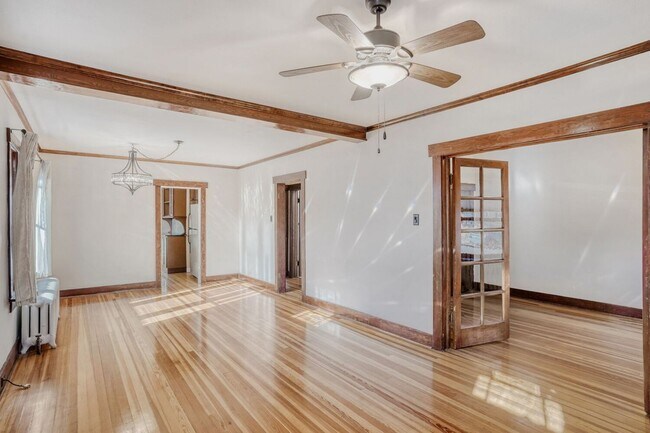 Building Photo - Wash Park Duplex Available Immediately