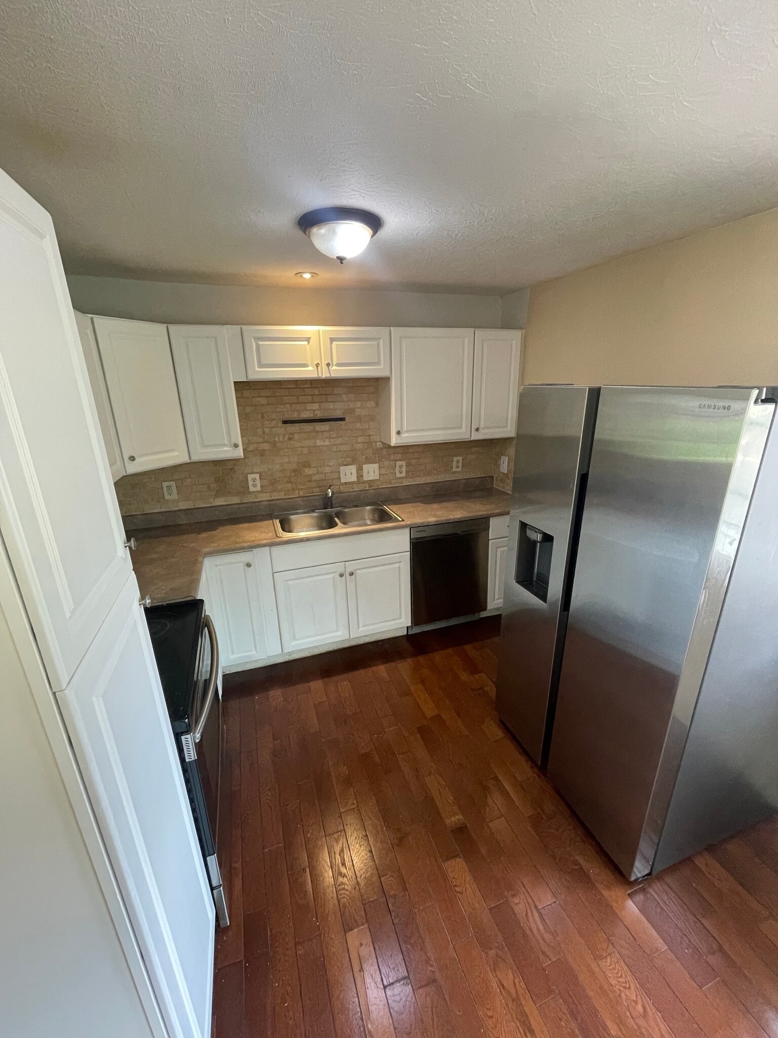 Building Photo - 10562 Toulon Dr