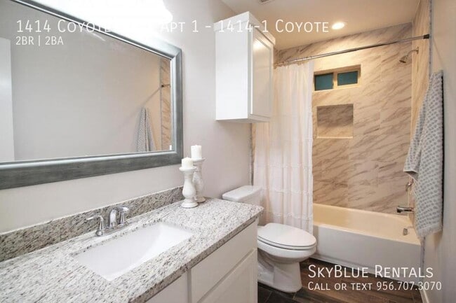 Building Photo - 1414 Coyote Hls