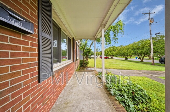 Building Photo - 5389 Susquehanna Dr