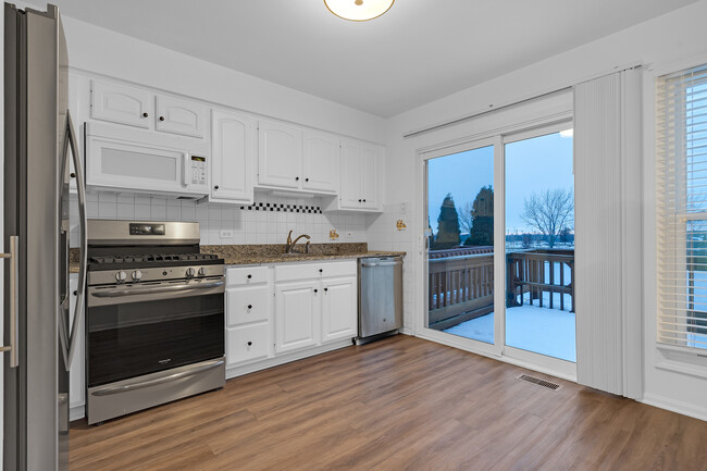 Building Photo - 7910 Belle Rive Ct