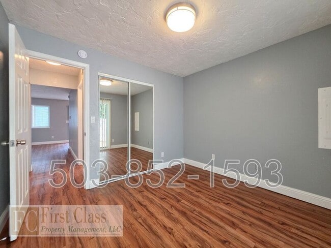 Building Photo - 12345 SW Hall Blvd