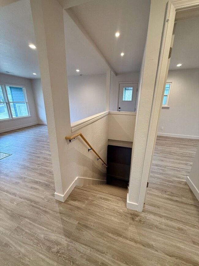 Building Photo - Immaculate FULL-REMODEL: 3 Bed 2 Bath Spokane Home w/ Brand New Everything!!