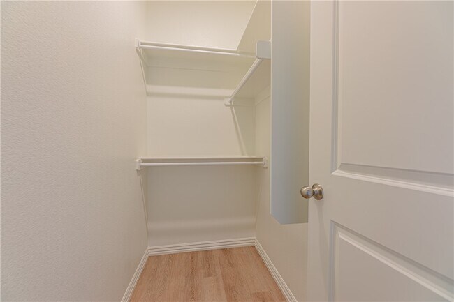 Building Photo - 1603 SW Casuarina Dr