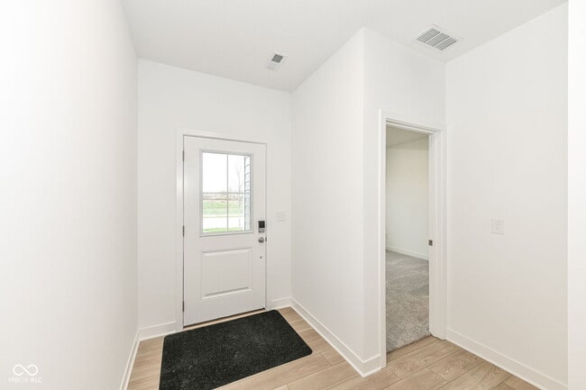 Building Photo - 16946 Daly Dr