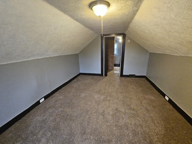 Building Photo - 12512 Revere Ave