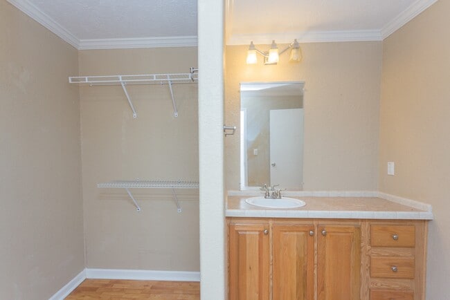 Building Photo - 11784 FM Rd 16