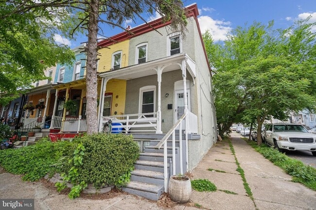 Primary Photo - 455 Ripka St