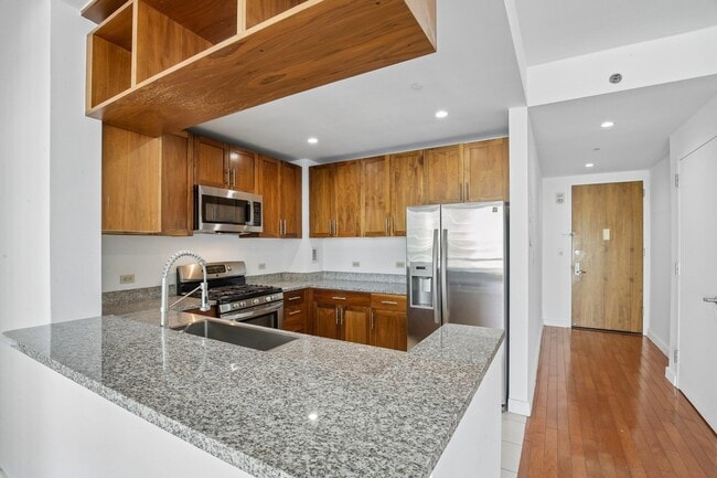 Building Photo - 20 Newport Pkwy