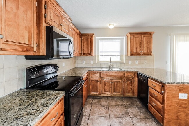 Building Photo - 712 Hibiscus Cir