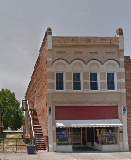 Loft apartment located in Historic Downtown - 1224 Noble St