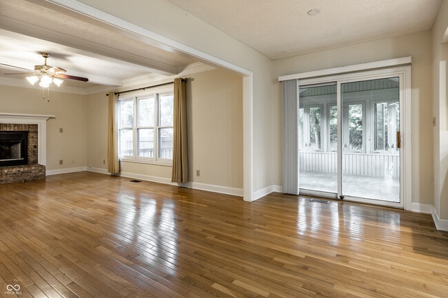 Building Photo - 795 Grace Dr