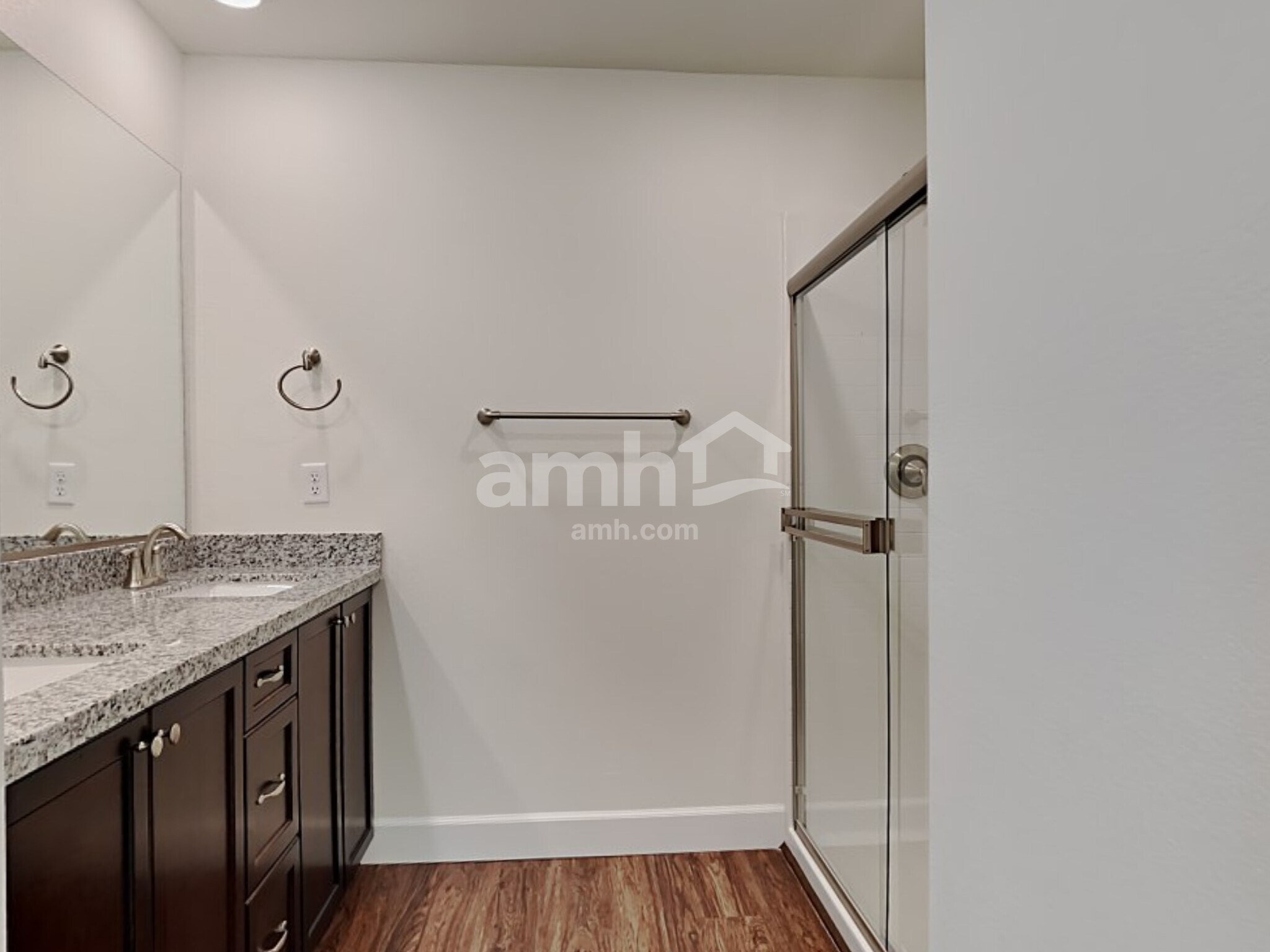 Building Photo - 4739 Tree Swing St