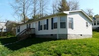 Building Photo - Nice 3BD/2BA Modular home near Lowes in Sy...