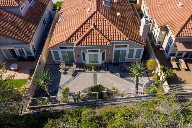 Building Photo - 21432 Bastia