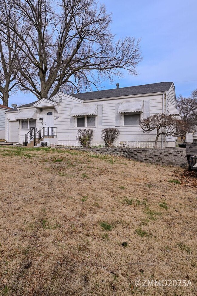 Building Photo - 10200 Tappan Dr